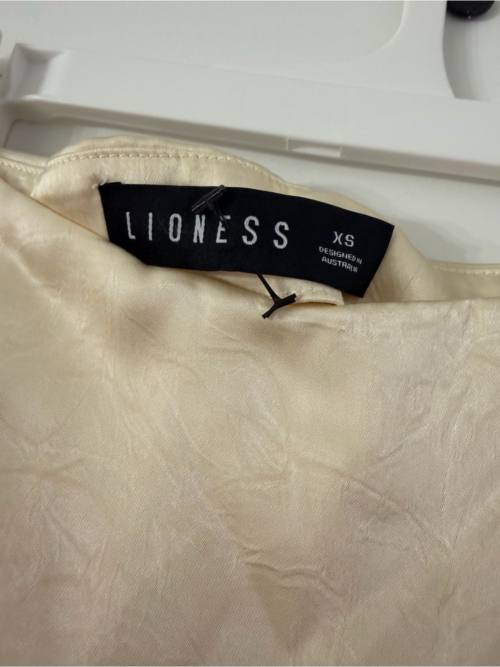 West End Girl set in Cream - LIONESS - Picture 6 of 7